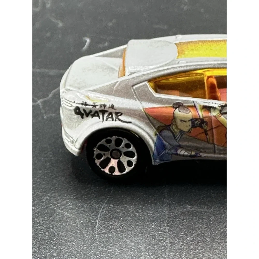 Matchbox Silver Avatar 2001 Pontiac Piranha 1:59 Nickelodeon Special Edition Car